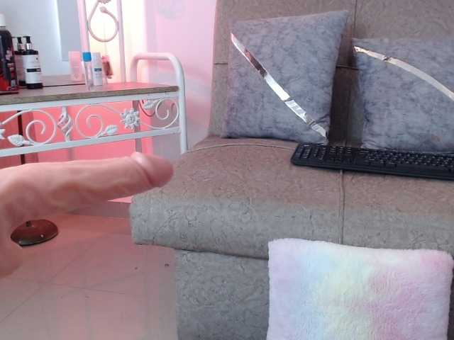 Gaging-Zhara live cam on BongaCams