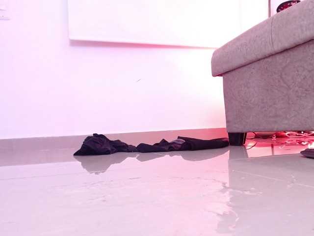 Gaging-Zhara live cam on BongaCams