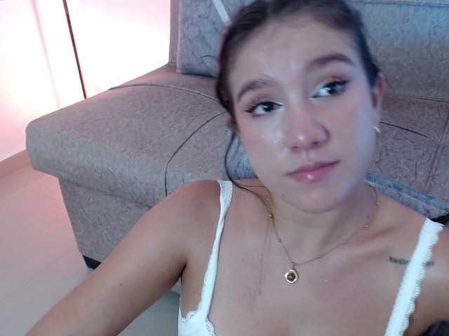 Gaging-Zhara live cam on BongaCams