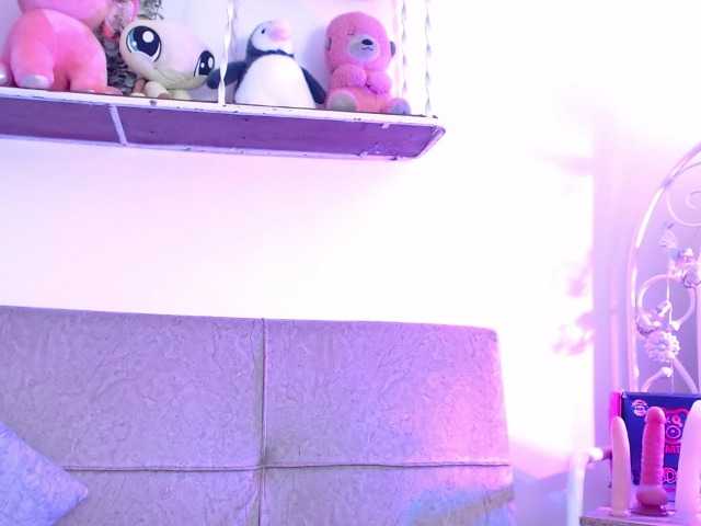 Gaging-Zhara live cam on BongaCams