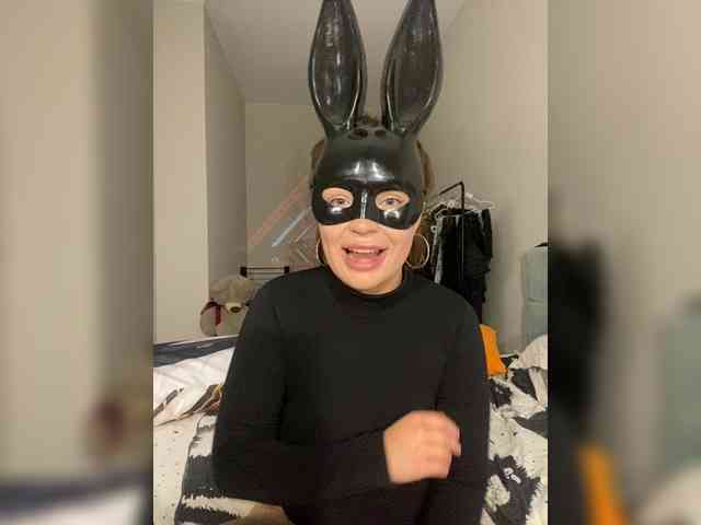 Teddy_Bunny webcam