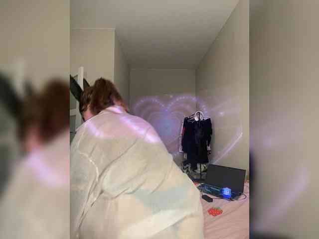 Sweet_Lullaby webcam