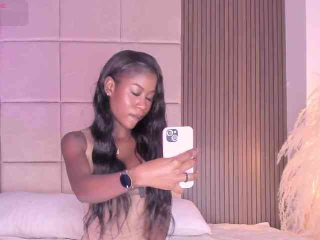 Isabella-22 webcam