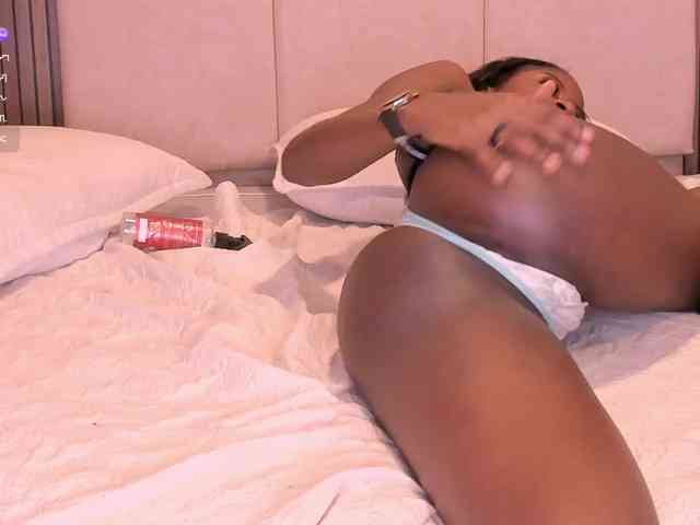 Isabella-22 webcam