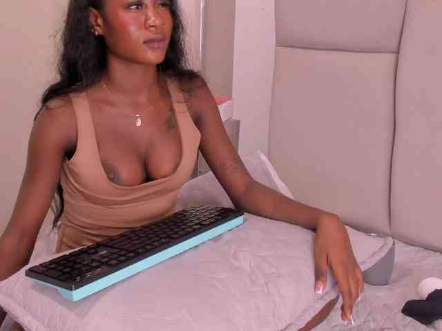 Isabella-22 webcam