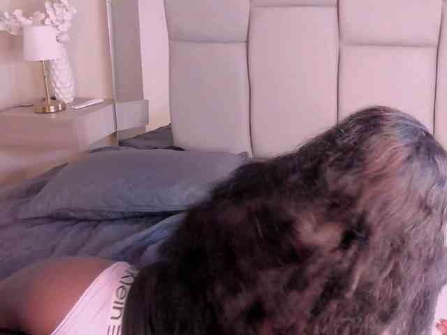 Isabella-22 webcam