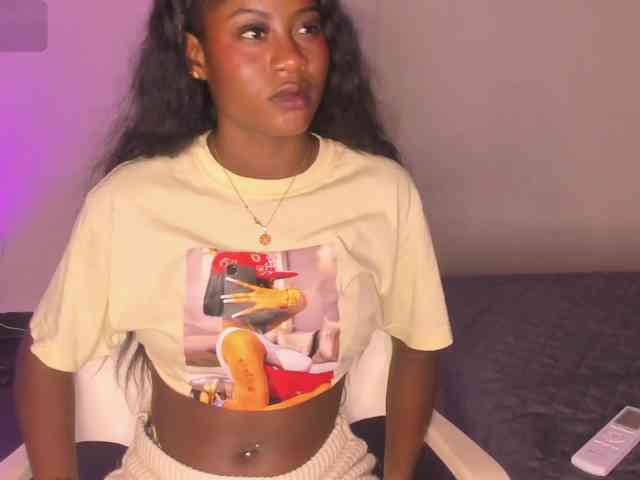 Isabella-22 webcam