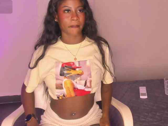 Isabella-22 webcam