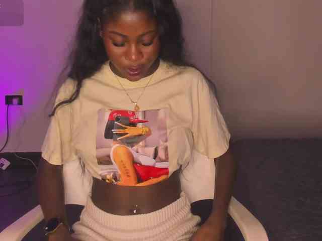 Isabella-22 webcam
