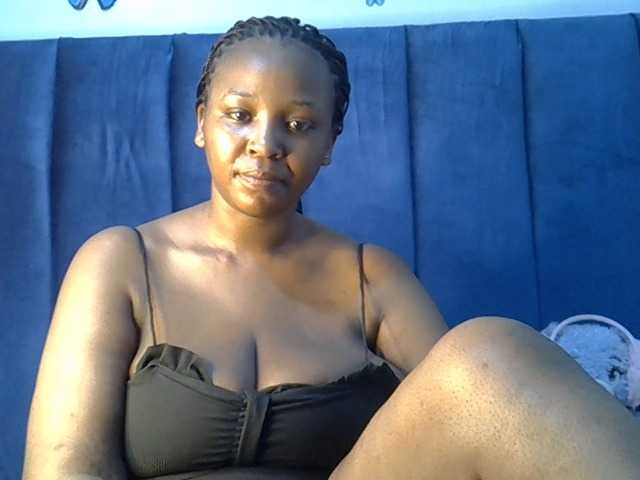 Deyse live cam on BongaCams