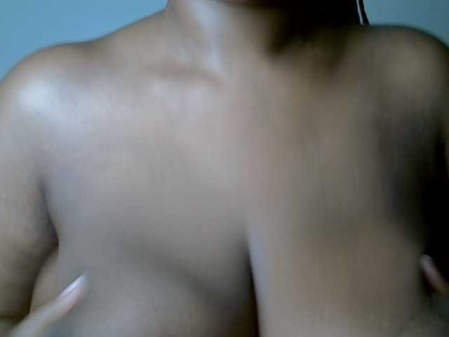 Deyse live cam on BongaCams