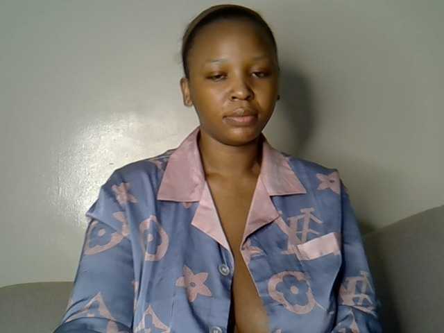 Deyse live cam on BongaCams