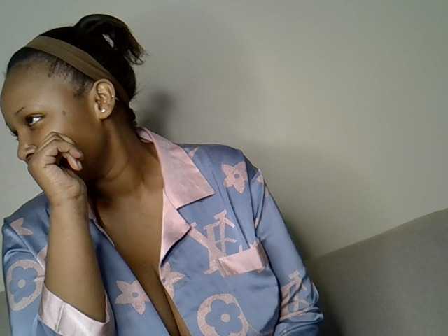 Deyse live on BongaCams