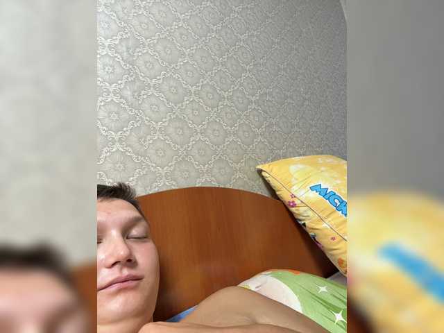 Sweetytwo live webcam show