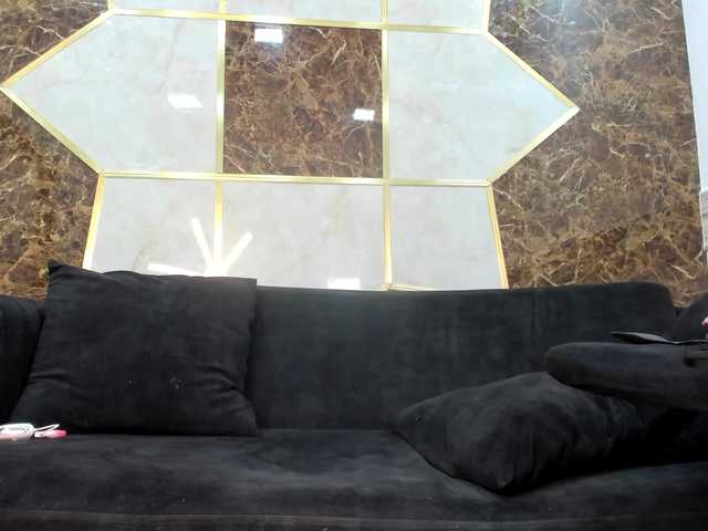 Angel-Pettite live cam on BongaCams
