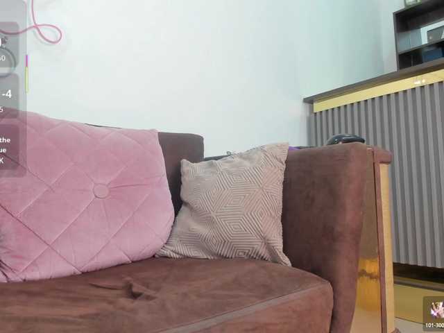 Angel-Pettite live webcam show