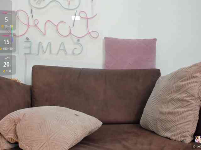 Angel-Pettite Live Webcam on BongaCams