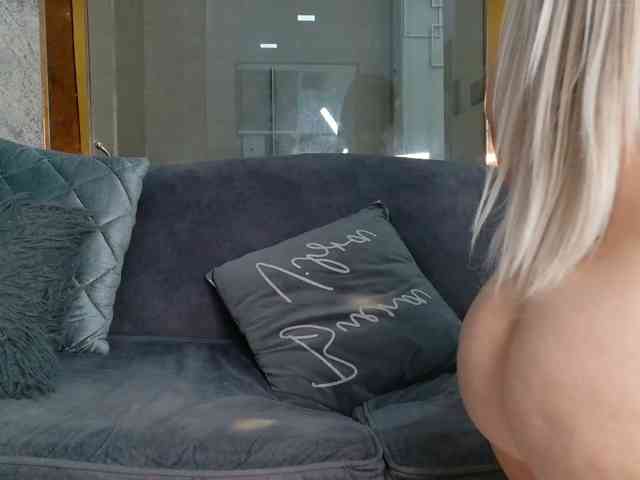 Angel-Pettite webcam
