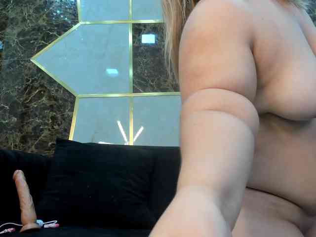 Angel-Pettite webcam