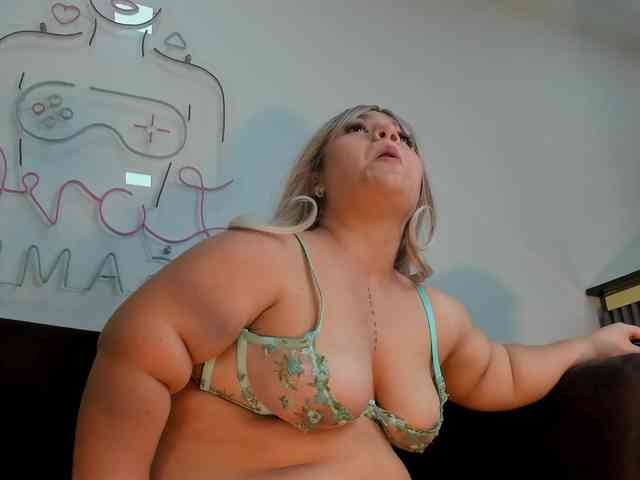 Angel-Pettite webcam