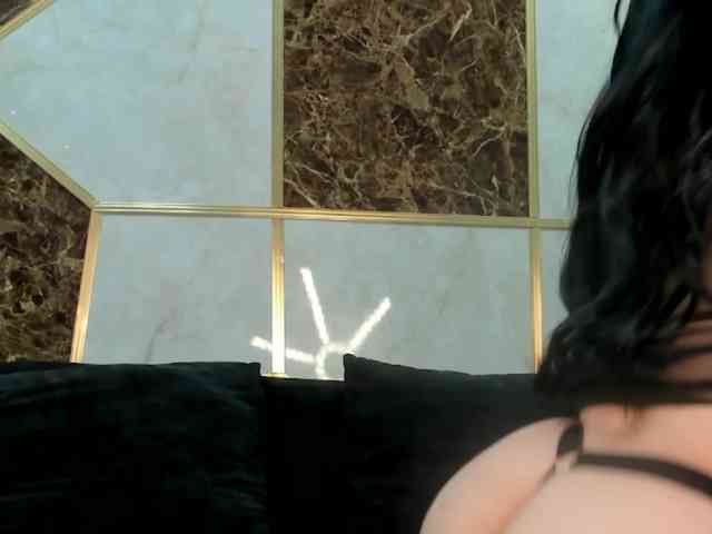 Angel-Pettite webcam