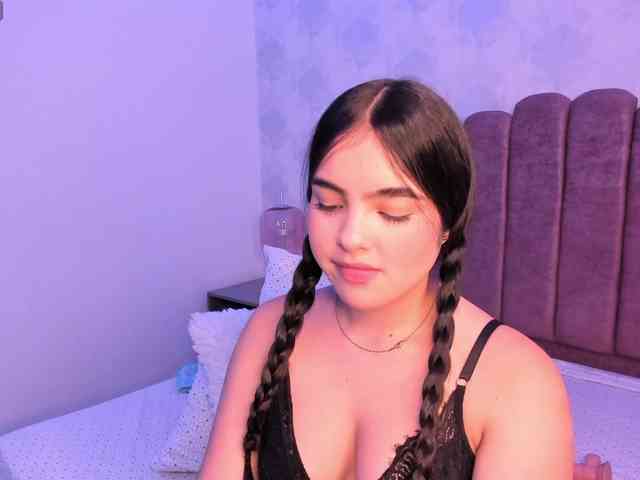 Kimmie-Bloomie webcam