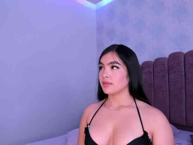Kimmie-Bloomie webcam