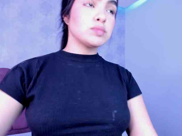 Kimmie-Bloomie webcam