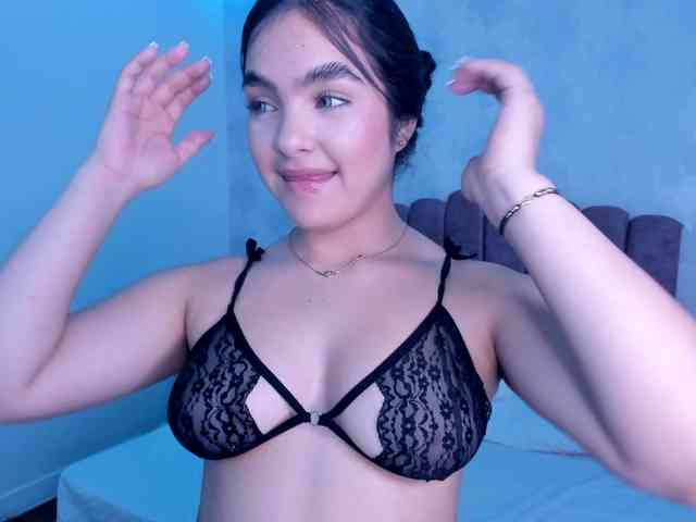 Kimmie-Bloomie webcam