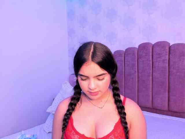 Kimmie-Bloomie webcam
