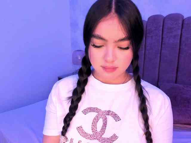 Kimmie-Bloomie webcam