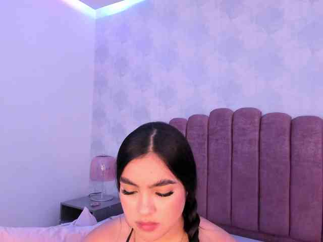 Kimmie-Bloomie webcam