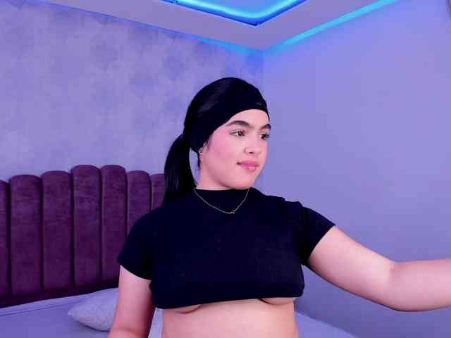 Kimmie-Bloomie webcam