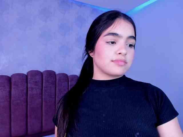 Kimmie-Bloomie webcam