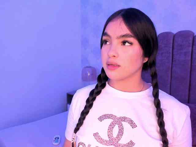 Kimmie-Bloomie webcam