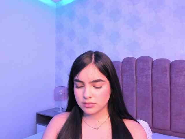 Kimmie-Bloomie webcam