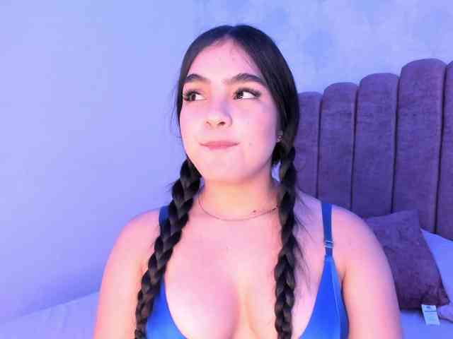 Kimmie-Bloomie webcam
