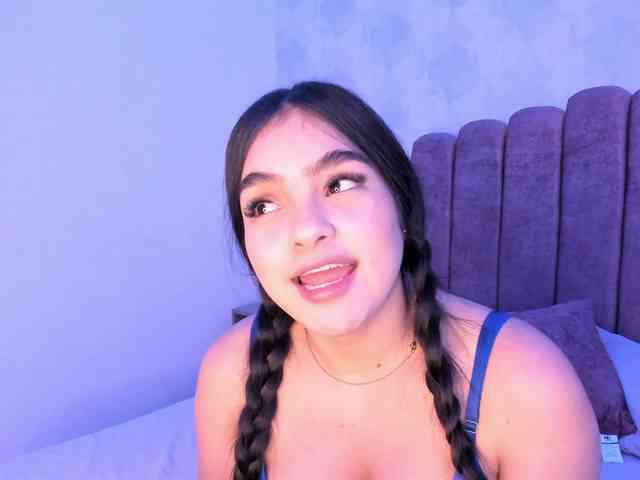 Kimmie-Bloomie webcam