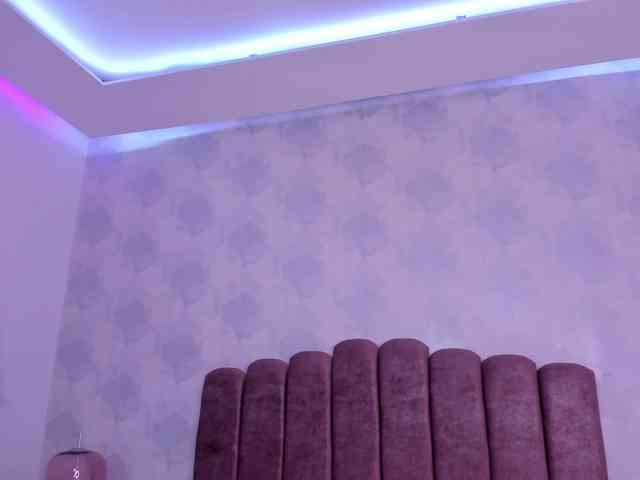 Kimmie-Bloomie webcam