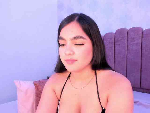 Kimmie-Bloomie webcam