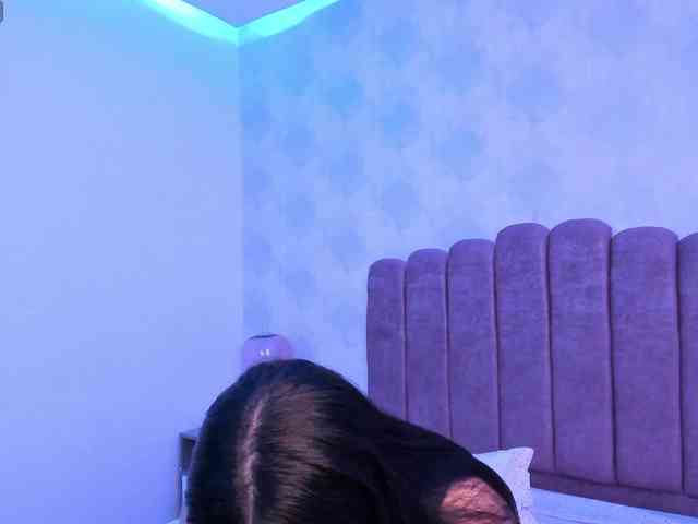 Kimmie-Bloomie webcam