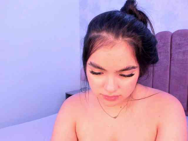 Kimmie-Bloomie's webcam live show
