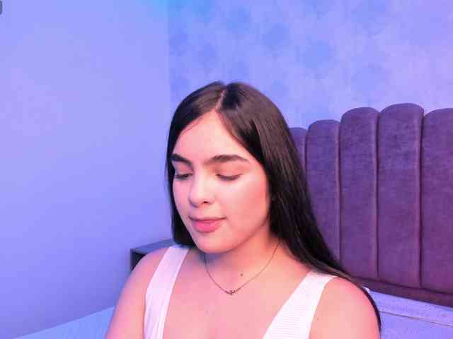 Kimmie-Bloomie webcam
