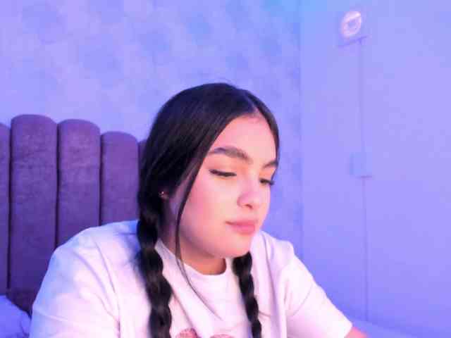 Kimmie-Bloomie webcam
