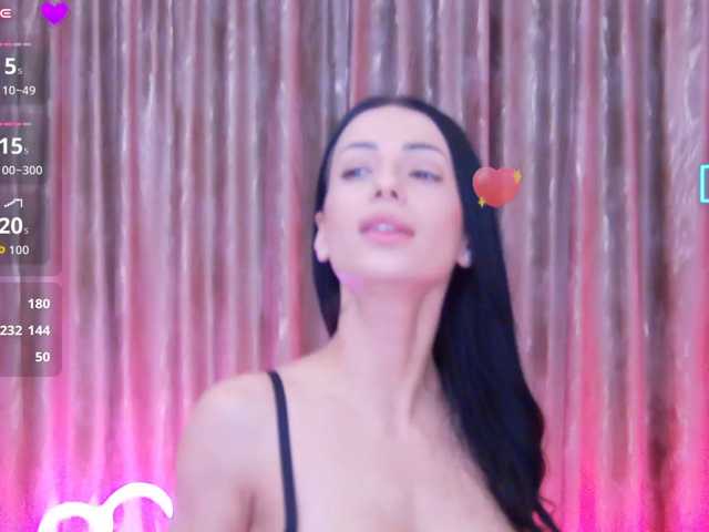 KyaraVale live cam on BongaCams