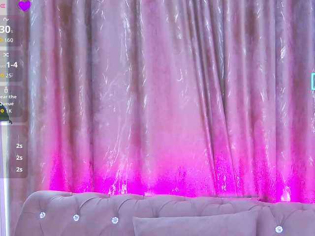 KyaraVale live cam
