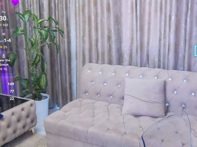 KyaraVale live cam on BongaCams