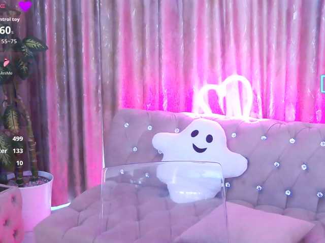KyaraVale, en vivo ahora en BongaCams