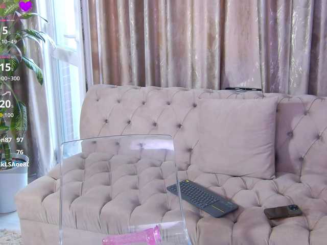 KyaraVale live cam on BongaCams