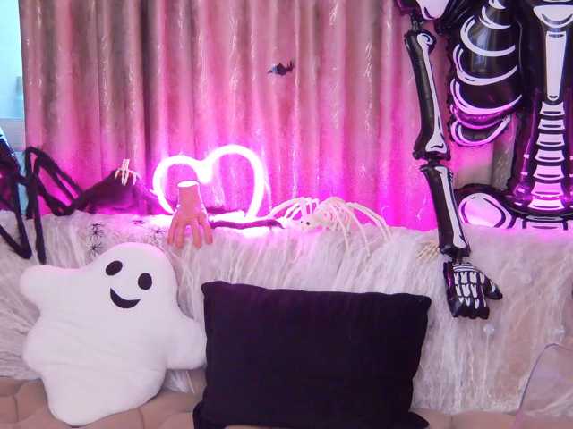KyaraVale live cam on BongaCams